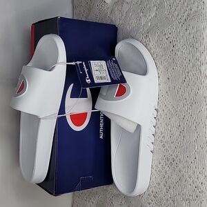 NWT in box Champion white slip on sandals slides size 8